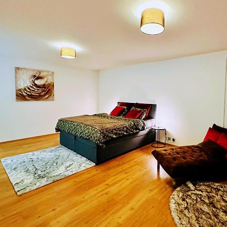 Montreux Lake Side Apartment! Екстер'єр фото