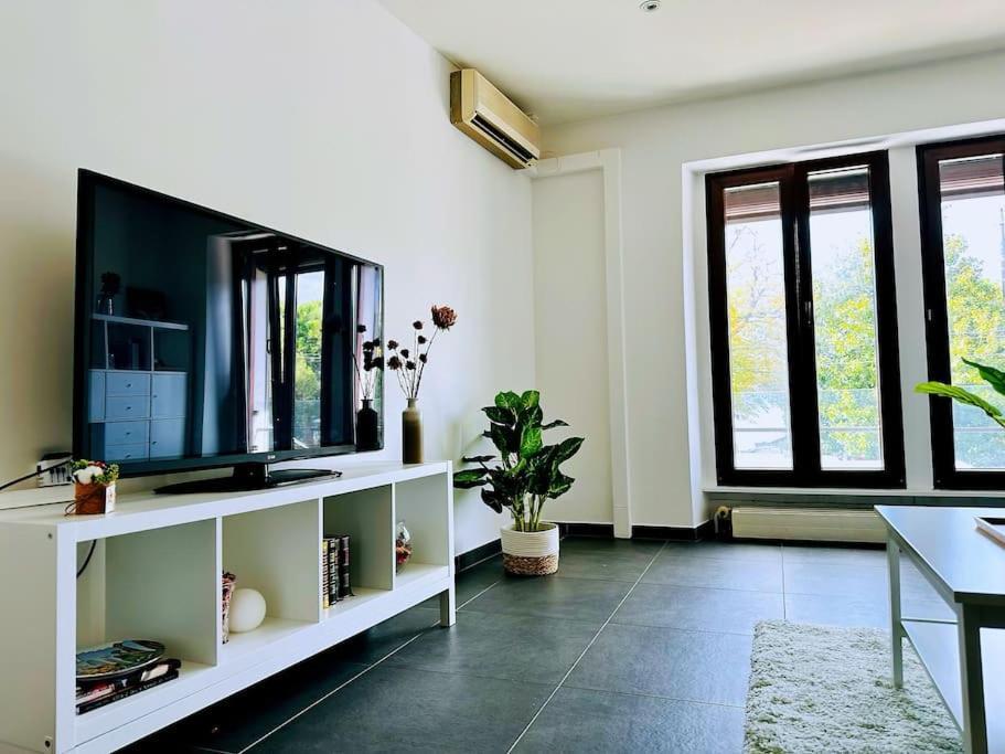 Montreux Lake Side Apartment! Екстер'єр фото